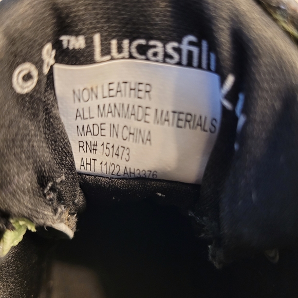 GROGU (The Child) The Mandalorian STAR WARS  DISNEY Hi-top Sneakers Kids Size 10 - Picture 6 of 14